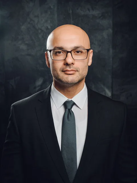 Dr. Javad Vaseghi